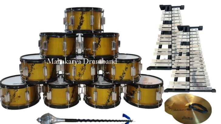 Peralatan Drumband