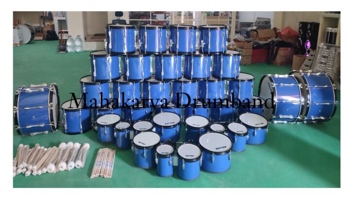Alat Drumband Akmil Biru